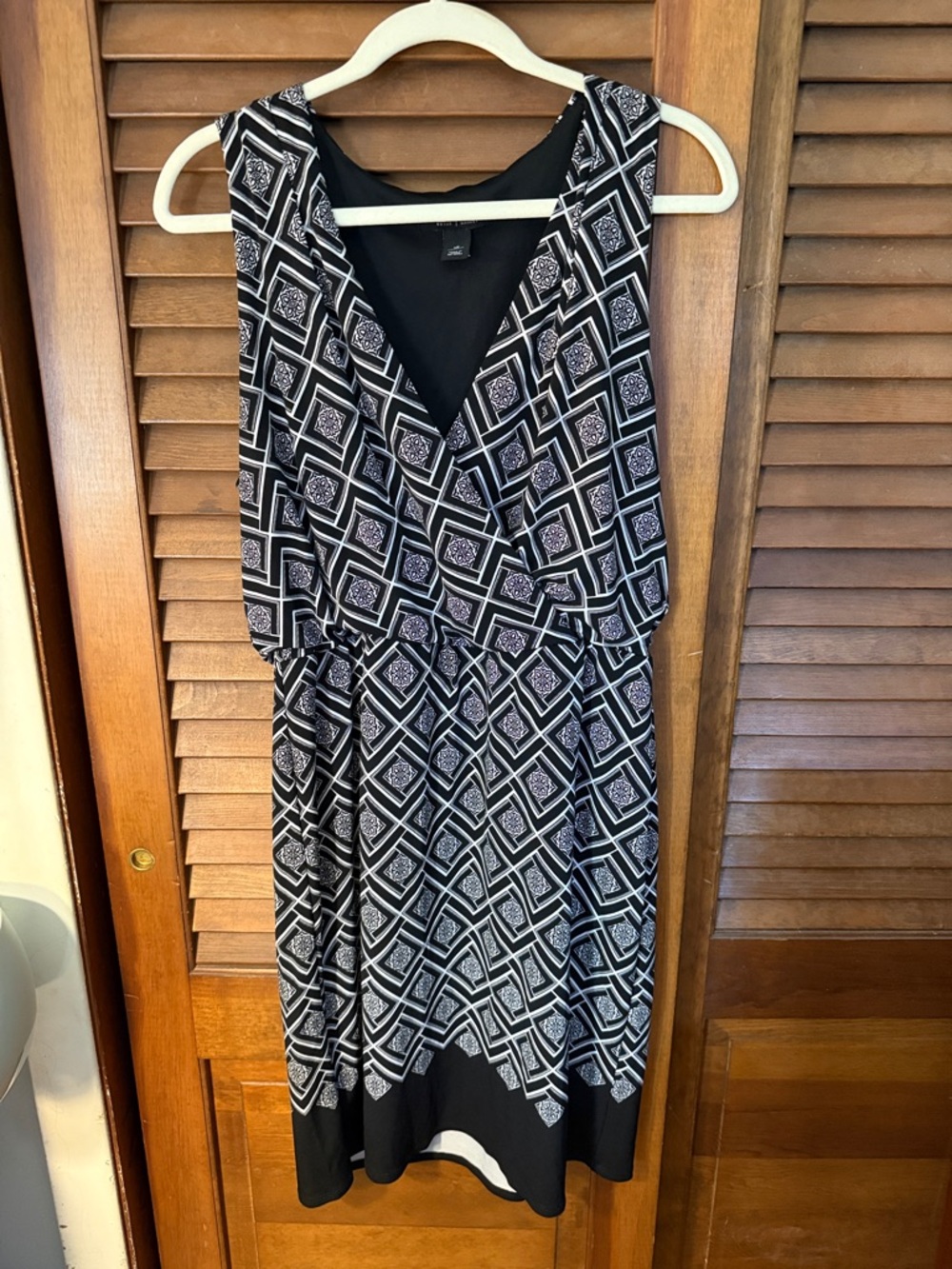 White House Black Market Black & White Geometric Faux-Wrap Midi Dress